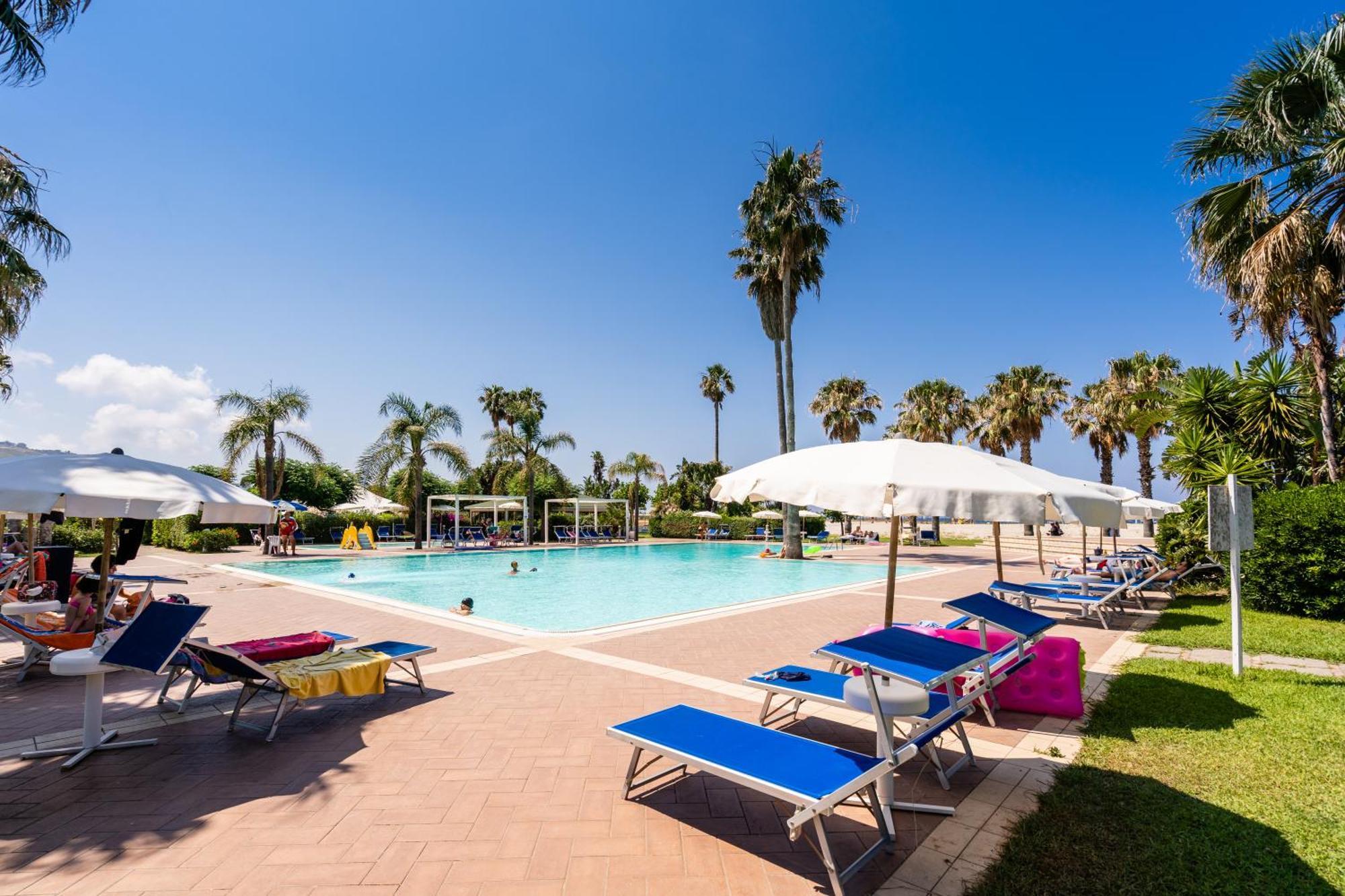 מסינה Le Dune Beach Club מראה חיצוני תמונה